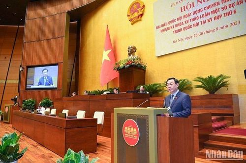 Đại biểu Quốc hội chuyên trách cho ý kiến 8 dự án luật trình Quốc hội tại Kỳ họp thứ 7