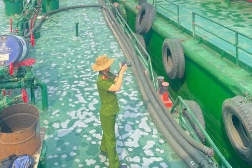 Vụ 2 cán bộ nhận hối lộ: Đường dây buôn lậu 'khủng' hoạt động như thế nào?