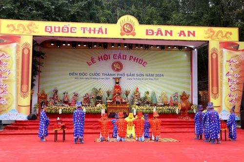 Độc đáo Lễ hội Cầu phúc Đền Độc Cước Sầm Sơn năm 2024