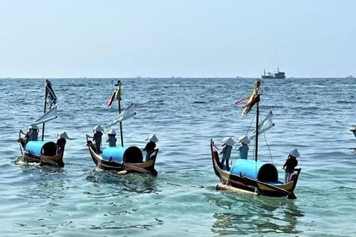 Lễ hội tri ân công đức Đội hùng binh Hoàng Sa