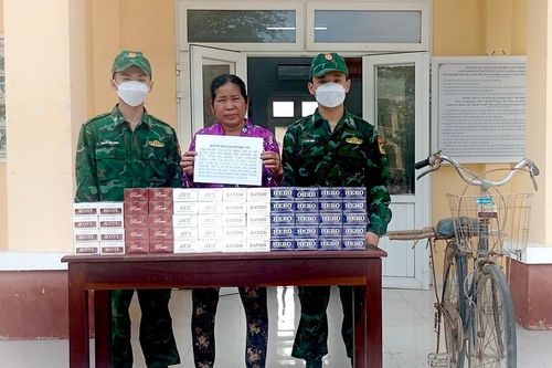BĐBP An Giang liên tiếp bắt giữ 2 vụ vận chuyển hàng lậu từ biên giới vào nội địa