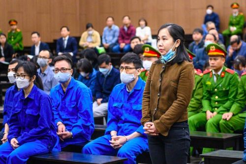 Ngày mai, phúc thẩm nhóm cựu cán bộ ngân hàng giúp sức cho 'siêu lừa'