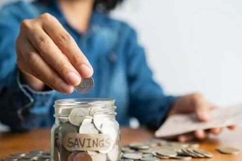 Vì sao phụ nữ giỏi tiết kiệm tiền hơn nam giới?