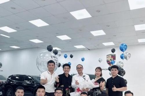 Ông chủ trẻ đứng sau xế xịn của nhiều nghệ sĩ
