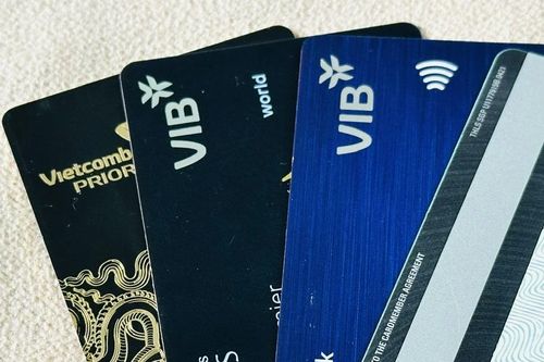 Sau sự cố tại Eximbank, NHNN yêu cầu rà soát lại cách tính lãi đối với thẻ