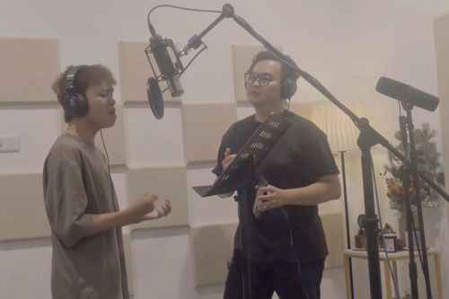 Hồ Văn Cường 'áp lực' khi hát sáng tác mới của Nguyễn Minh Cường