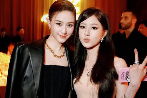Triệu Lộ Tư lộ rõ thua kém khi chung khung hình với con gái vua sòng bạc