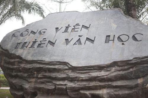 Nghịch lý công viên Hà Nội: Công viên Thiên văn học đẹp nhưng nhà vệ sinh đầy ám ảnh