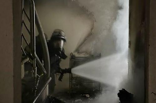 Hà Nội: Cháy nhà trên phố Đào Tấn, lực lượng cứu hỏa nhanh chóng có mặt tại hiện trường