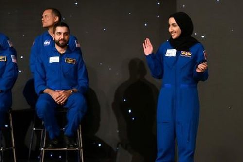 Nữ phi hành gia Ả Rập đầu tiên tốt nghiệp khóa đào tạo của NASA