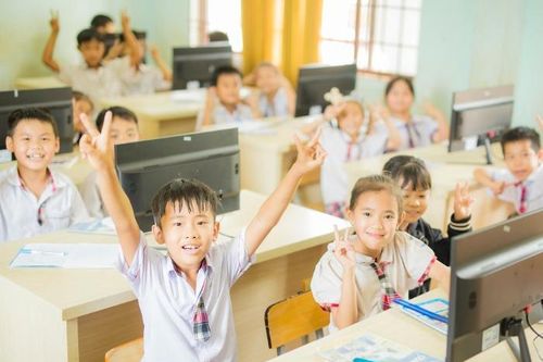 Epson Việt Nam tặng phòng tin học cho học sinh vùng sâu vùng xa tỉnh Đắk Lắk