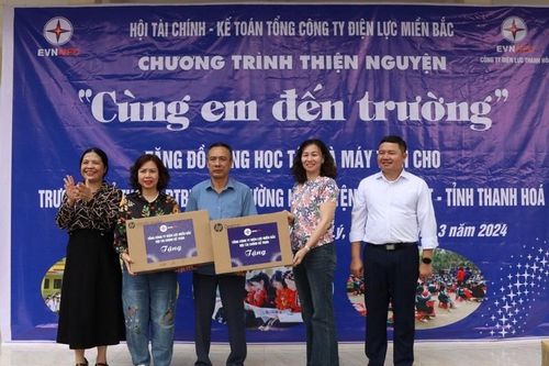 Trao niềm tin - Gửi yêu thương đến các điểm trường khó khăn vùng cao