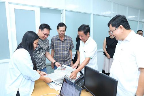 Trao đổi kinh nghiệm phát hành báo Đảng