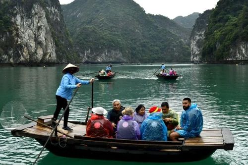 Mở rộng miễn thị thực để tạo thuận lợi cho du lịch phát triển
