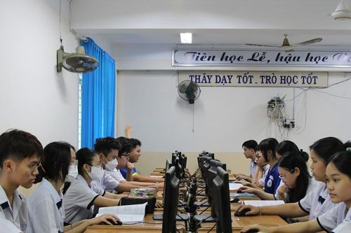 Xây dựng nền giáo dục tiên tiến, hội nhập quốc tế