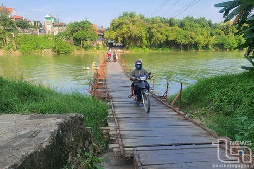 TP. Thái Nguyên: Đình chỉ hoạt động cầu phao Ngọc Lâm và Huống Trung