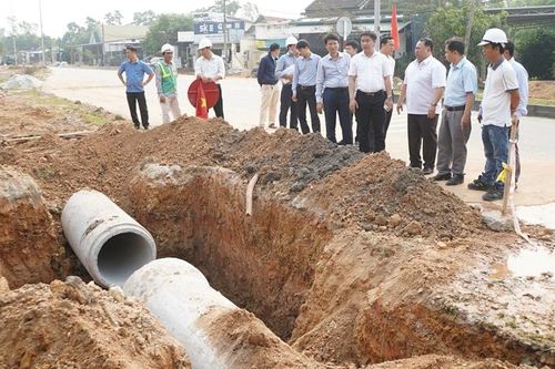 Kiểm tra tiến độ dự án hạ tầng đô thị Phú Đa