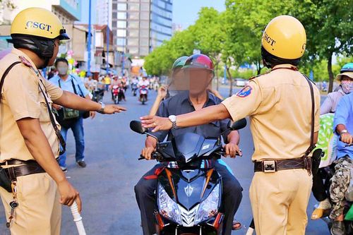 Bỏ đề xuất trích tiền xử phạt cho cảnh sát giao thông