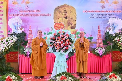 Hải Phòng: Lễ rót đồng đúc tôn tượng Đức Phật Bổn Sư Thích Ca Mâu Ni tại chùa Phương Khánh