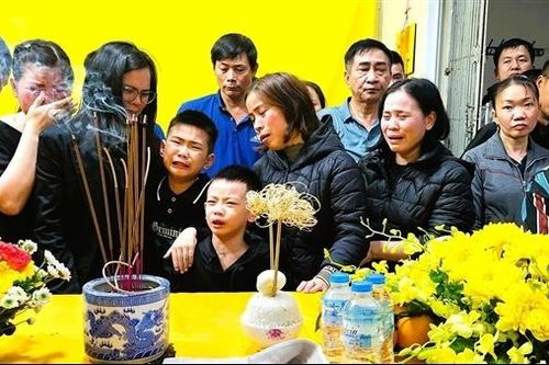 Ngày về đẫm nước mắt và chuyện đời thủy thủ