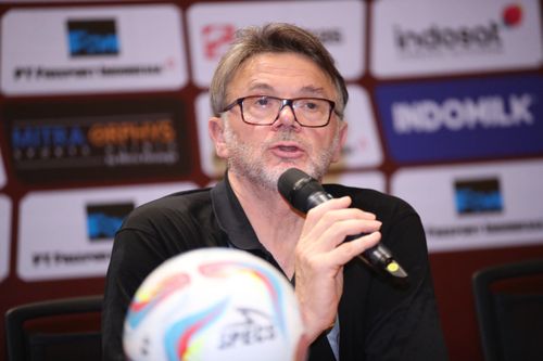HLV Troussier: Tuyển Việt Nam vẫn nắm quyền tự quyết