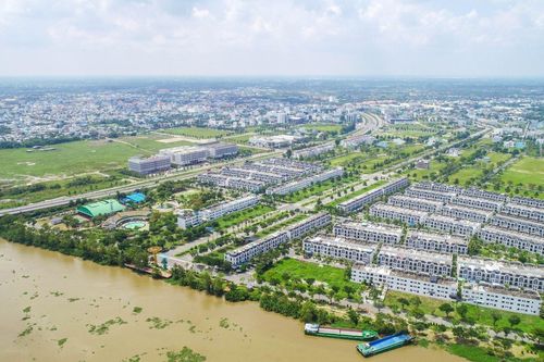 Nhà phố ven sông được săn đón