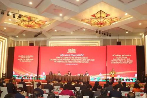 Cần nâng số lượng đại biểu chuyên trách cho HĐND cấp tỉnh