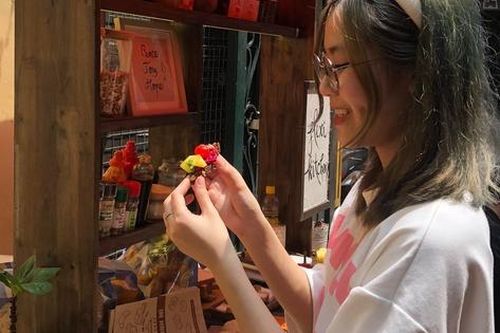 Chuyện về bánh mỳ tại Không gian văn hóa Làng Gà Trống