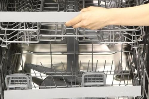 Khi mua máy rửa bát, bạn chỉ cần xem xét 3 điểm này để đảm bảo mình không mua nhầm