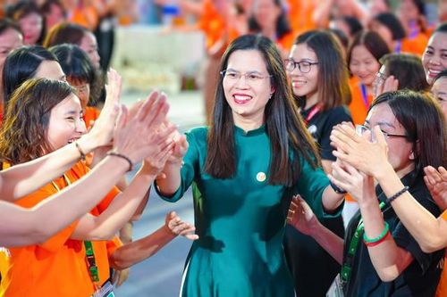 Gần 1500 người tham gia 'Kiến tạo cuộc đời mới- Đường về hạnh phúc'