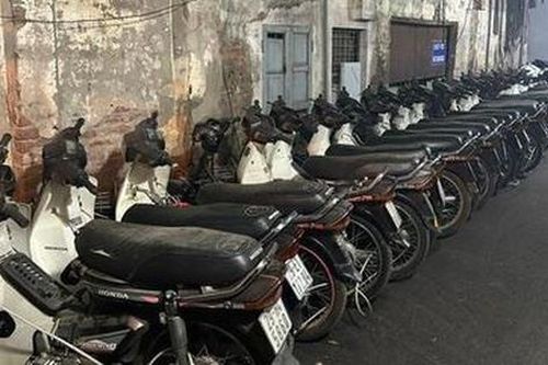Học cách bẻ khóa, đấu điện xe máy trong 3 giây trên mạng, thanh niên cùng đồng bọn gây ra hơn 20 vụ trộm cắp tài sản