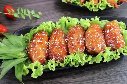 Đãi cả gia đình món gà chiên me đậm vị, ăn cùng cơm thì ngon hết biết