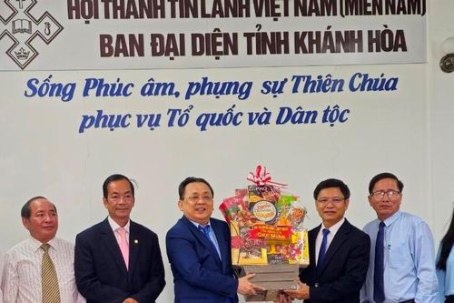 Khánh Hòa: Thăm, chúc mừng các cơ sở tôn giáo nhân dịp lễ Phục sinh năm 2024