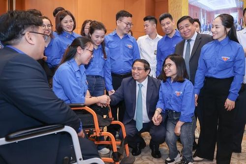Thủ tướng Phạm Minh Chính: Thanh niên cần thực hiện '5 xung kích', '6 khát vọng' trong chuyển đổi số