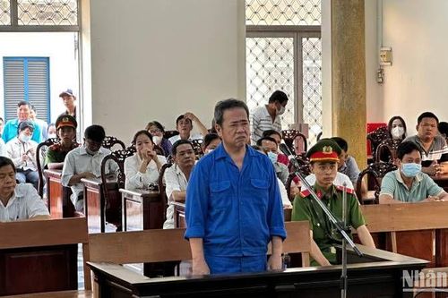 Bị cáo Ngô Phú Cường lĩnh án 3 năm tù về tội trốn thuế và rửa tiền