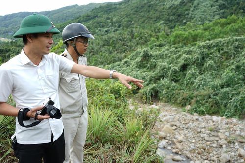 Báo động đỏ: Suối Lương cạn trơ đáy