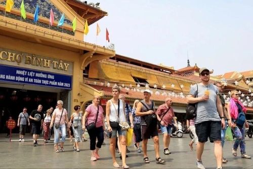 Tạo điểm nhấn cho phố đêm Chợ Lớn gắn phát triển du lịch