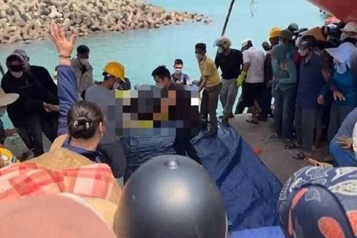 Tìm thấy thi thể hai vợ chồng mất tích trên biển Hà Tĩnh