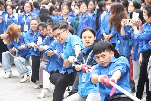 Chuỗi hoạt động chào mừng Đoàn TNCS Hồ Chí Minh của Học viện Phụ nữ Việt Nam