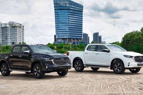 Cận cảnh Mazda BT-50 2024 vừa ra mắt tại Thái Lan