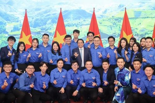 Thanh niên phải là lực lượng xung kích, giương cao ngọn cờ tiên phong, làm chủ công cuộc chuyển đổi số