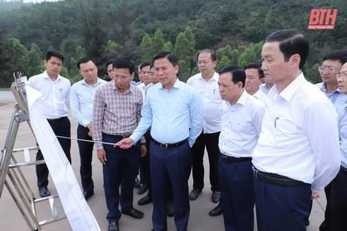 Quyết liệt triển khai các dự án đã được quyết nghị thông qua