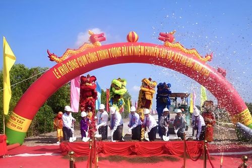 Cà Mau kêu gọi hiến tặng hình ảnh, hiện vật liên quan sự kiện 'Tập kết ra Bắc năm 1954'