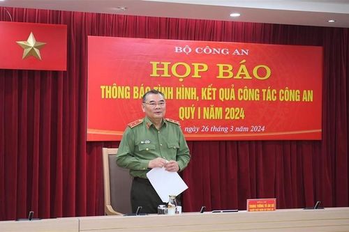 Hậu 'pháo' khai chuyển 64 tỷ đồng cho nguyên Chánh Văn phòng huyện ủy Mang Thít, Vĩnh Long Đặng Trung Hoành