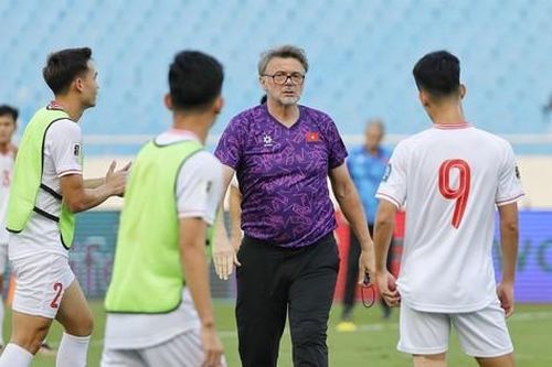 Tuyển Việt Nam chờ duyên Mỹ Đình