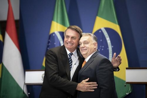 Brazil yêu cầu Hungary giải thích vụ cựu tổng thống trốn trong đại sứ quán