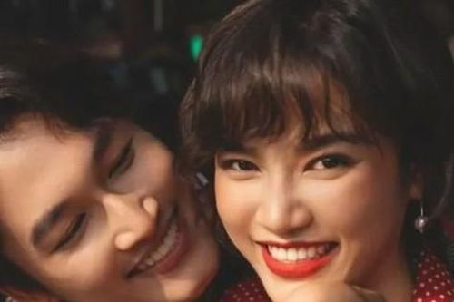 Showbiz 26/3: Đình Tú khiến Anh Đào bối rối