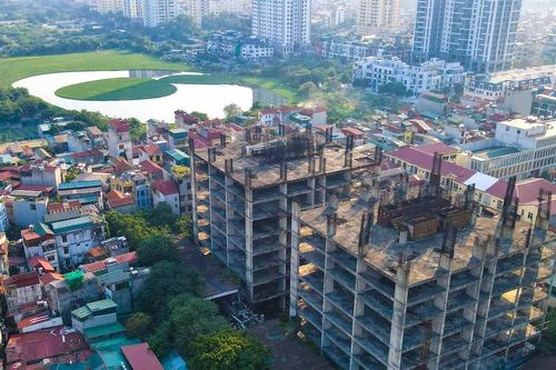 Giám đốc 'mất tích' tròn chục năm, khách hàng lập công ty đi đòi nhà