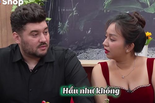 Chàng rể Pháp khen mẹ vợ Việt hết lời, không dám chê món trái khẩu vị