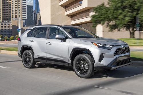 Toyota và Honda hưởng lợi lớn khi xe hybrid bùng nổ tại thị trường Mỹ